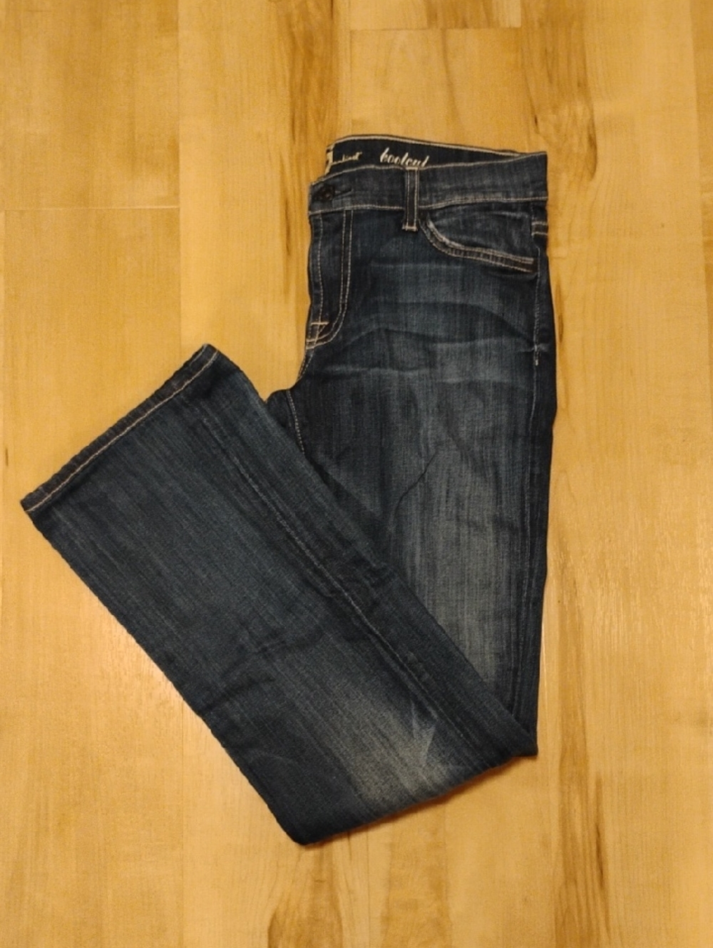 7 For All Mankind Dark Wash Bootcut Jeans Size 28 EUC Premium Denim